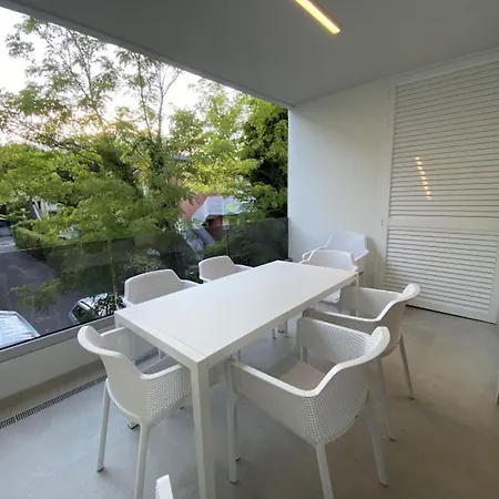 Coastal Flat With Spacious Covered Terrace