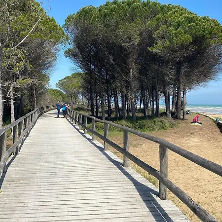 Apartamento Coastal Flat With Spacious Covered Terrace Bibione